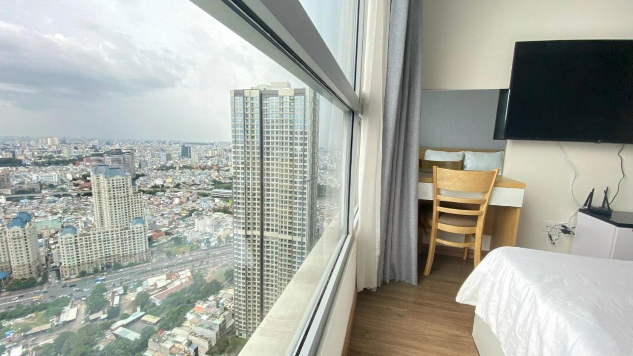 Cao House Saigon - Vinhomes Park Appartement