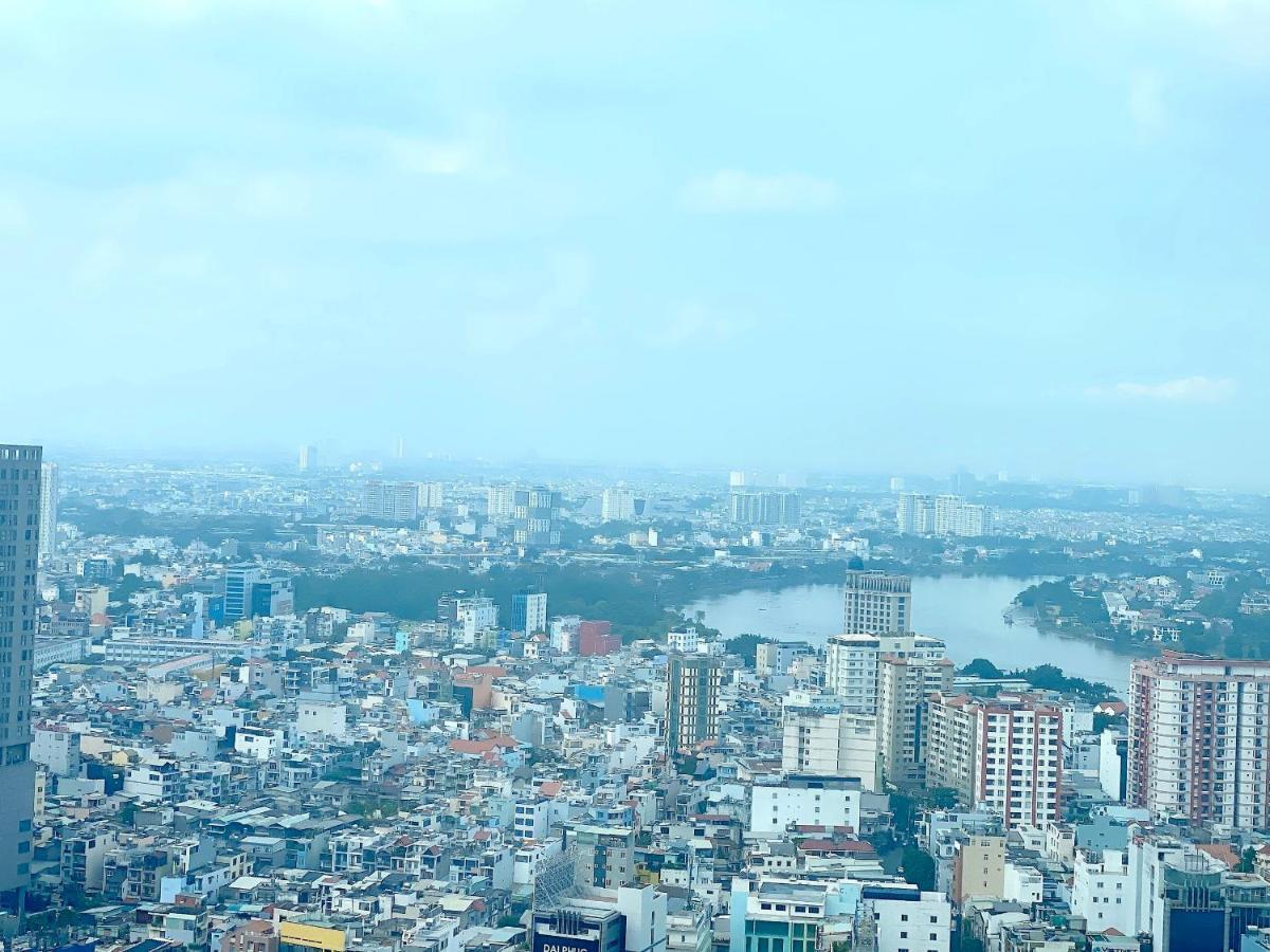 Cao House Saigon - Vinhomes Park Appartement *