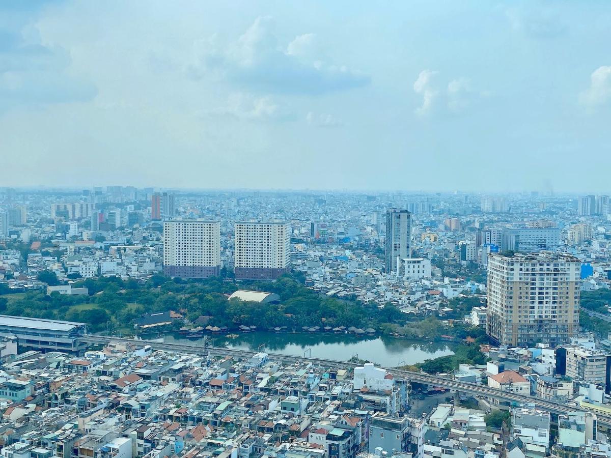 Cao House Saigon - Vinhomes Park Appartement *
